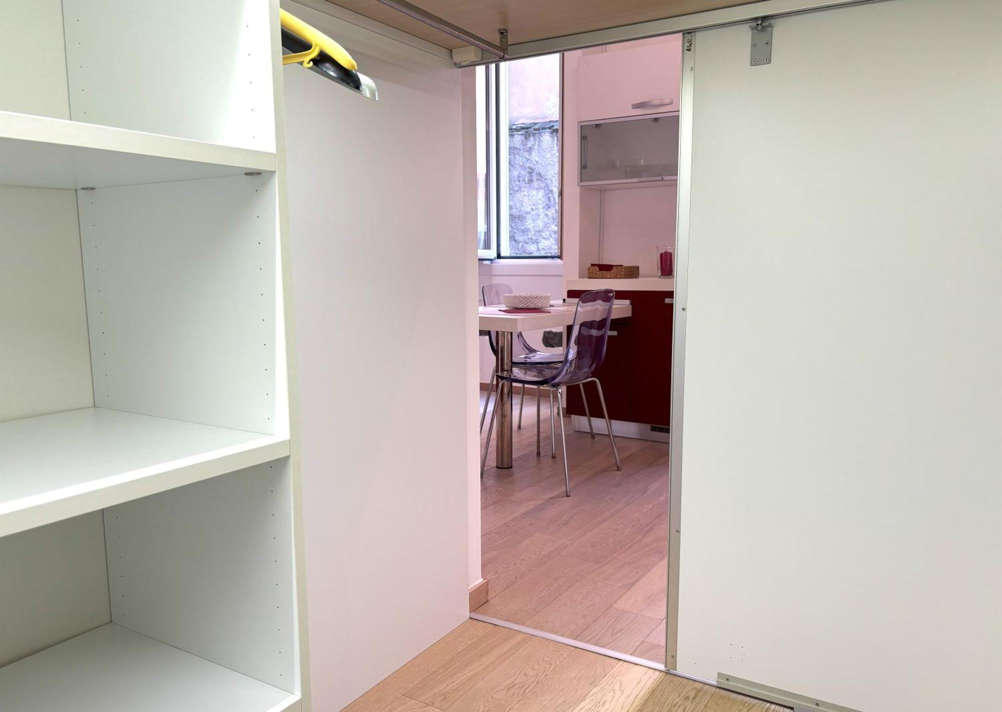 Red Velvet Apartment ตรีเอสเต ภายนอก รูปภาพ