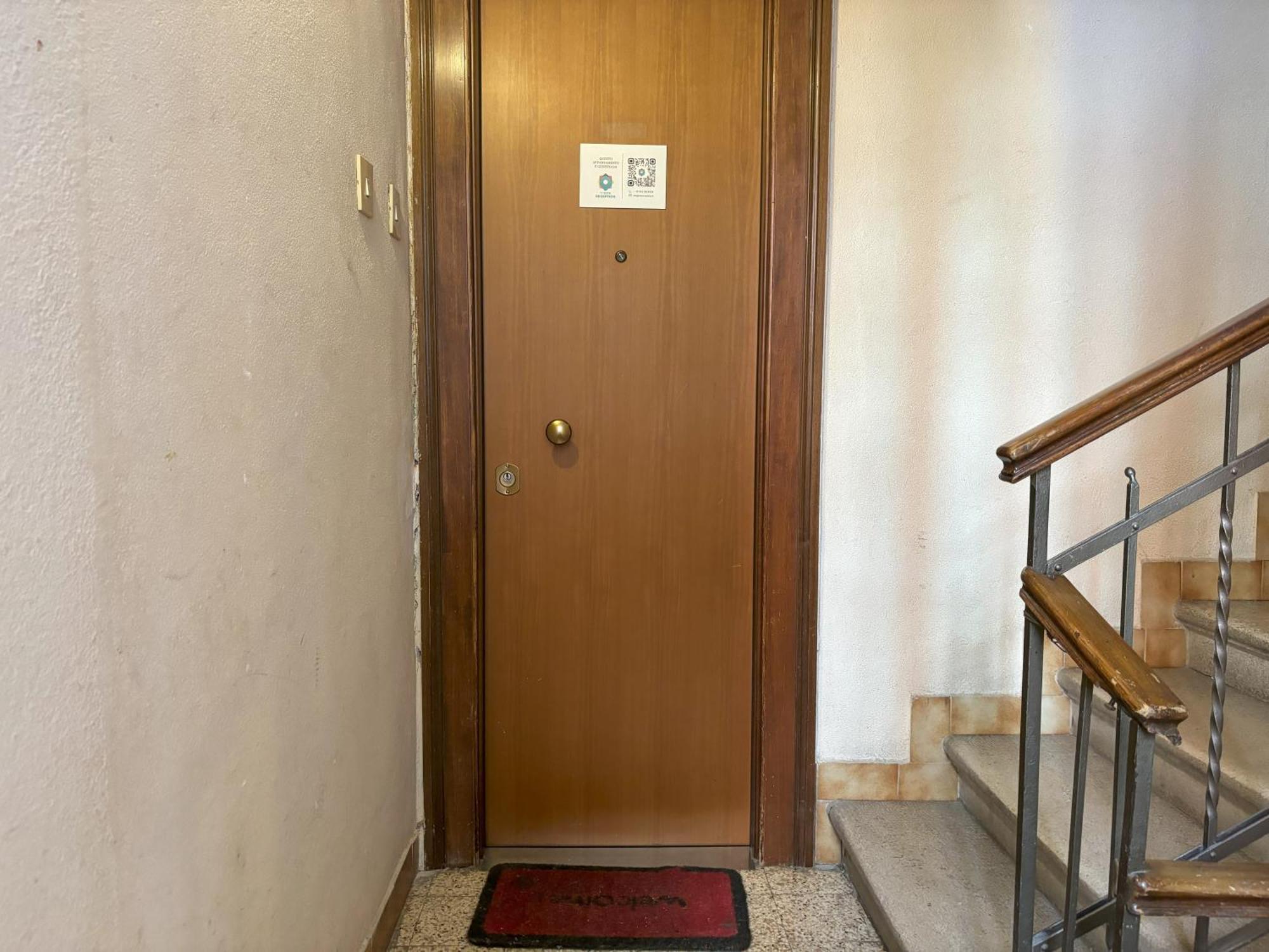 Red Velvet Apartment ตรีเอสเต ภายนอก รูปภาพ