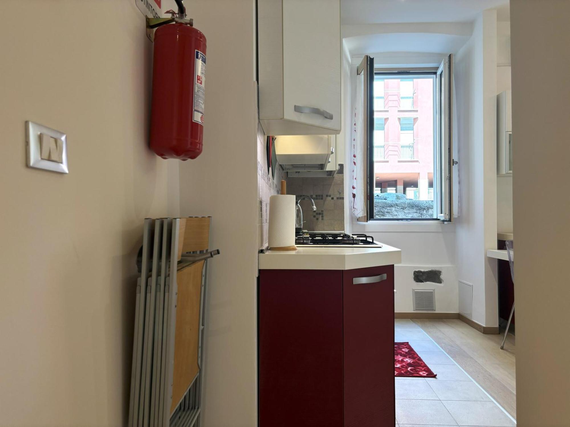 Red Velvet Apartment ตรีเอสเต ภายนอก รูปภาพ